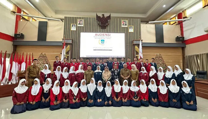 Pelajar SMPN 1 Parigi Kunjungi DPRD Pangandaran, Belajar Proses Demokrasi dan Fungsi Legislatif