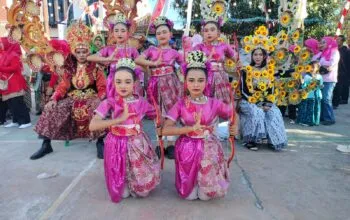 Aksi Lincah Penari Sanggar Tari Sekar Manis Cikrubuk Meriahkan Kibar Budaya 2026