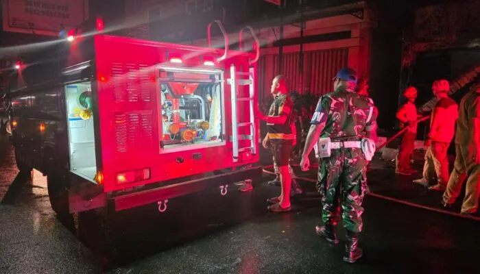 Diduga Akibat Regulator Gas Bocor, Ruko Nadi dan Bakmi Goreng di Purworejo Ludes Terbakar